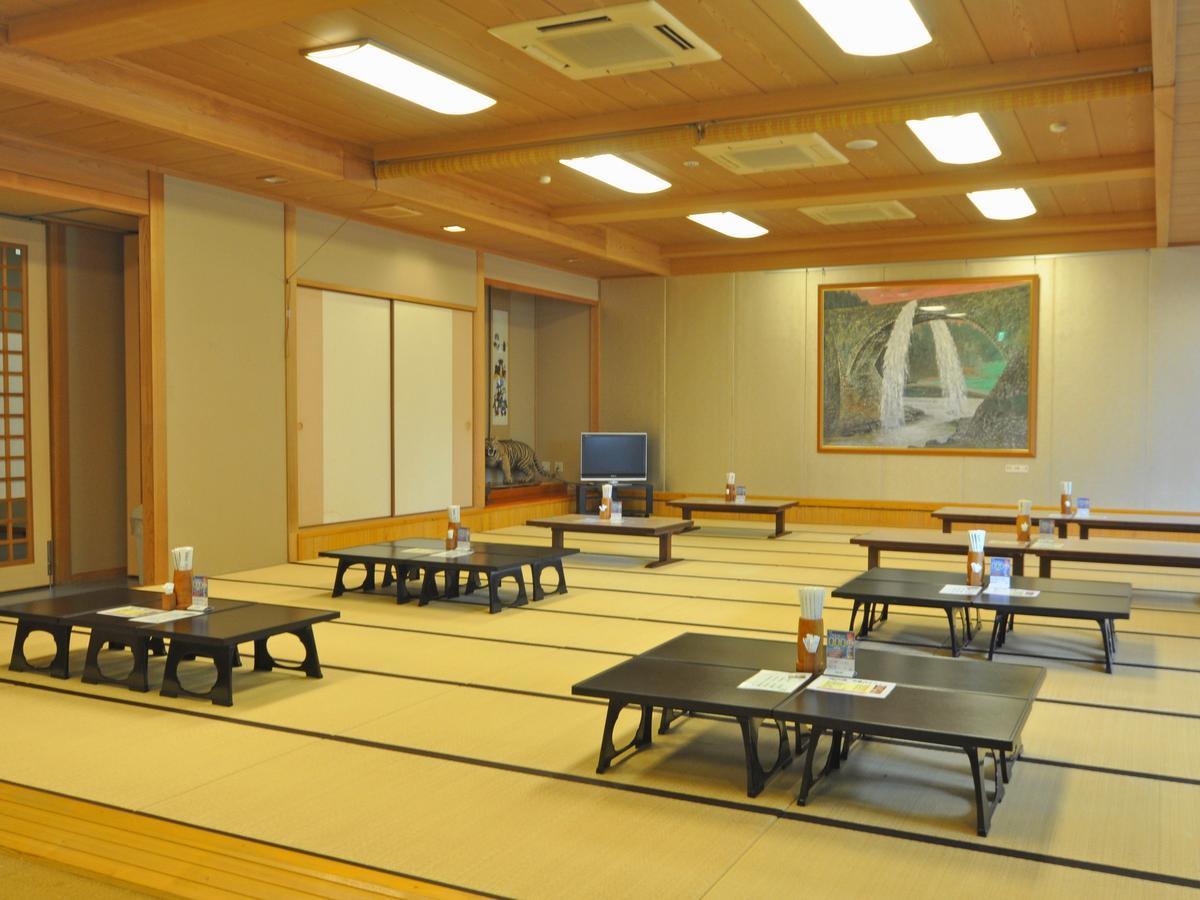 Imperial Resort Tsujun Sanso Kamimashiki Zewnętrze zdjęcie